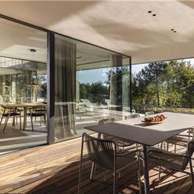 2 Bedroom Villa with Infinity Pool in Buzet, Istria, Sleeps 4